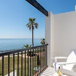 Sea Front House Macarena D *