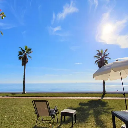 Sea Front House Macarena D Marbella