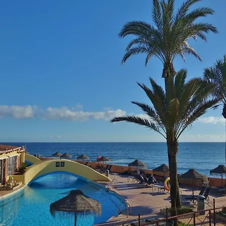 Sea Front House Macarena D * Marbella