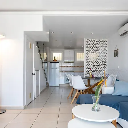 Sea Front House Macarena D Marbella