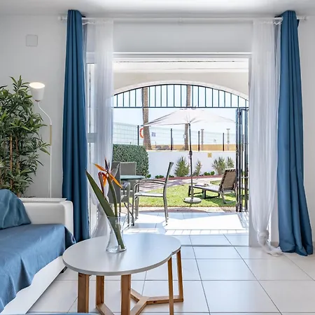 Sea Front House Macarena D * Marbella