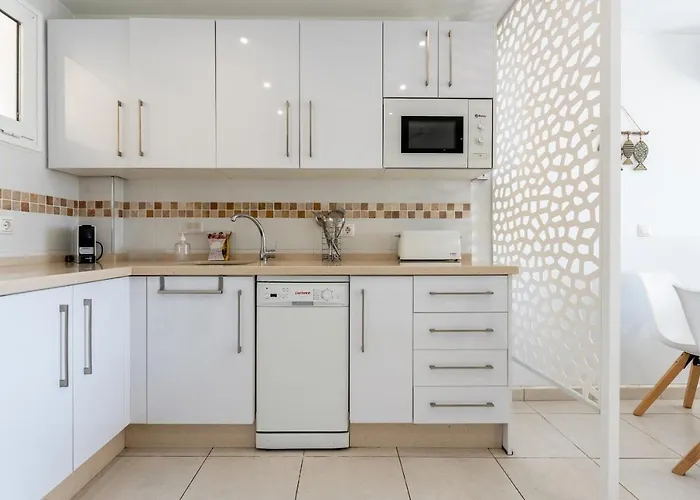 بيت للعطل Sea Front House Macarena D ماربيا